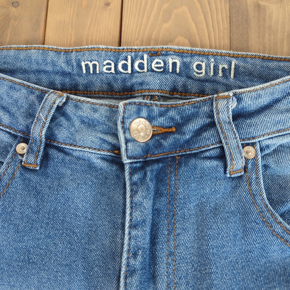 High Rise Flared Bootcut Distressed Jeans - Picture 2 of 11